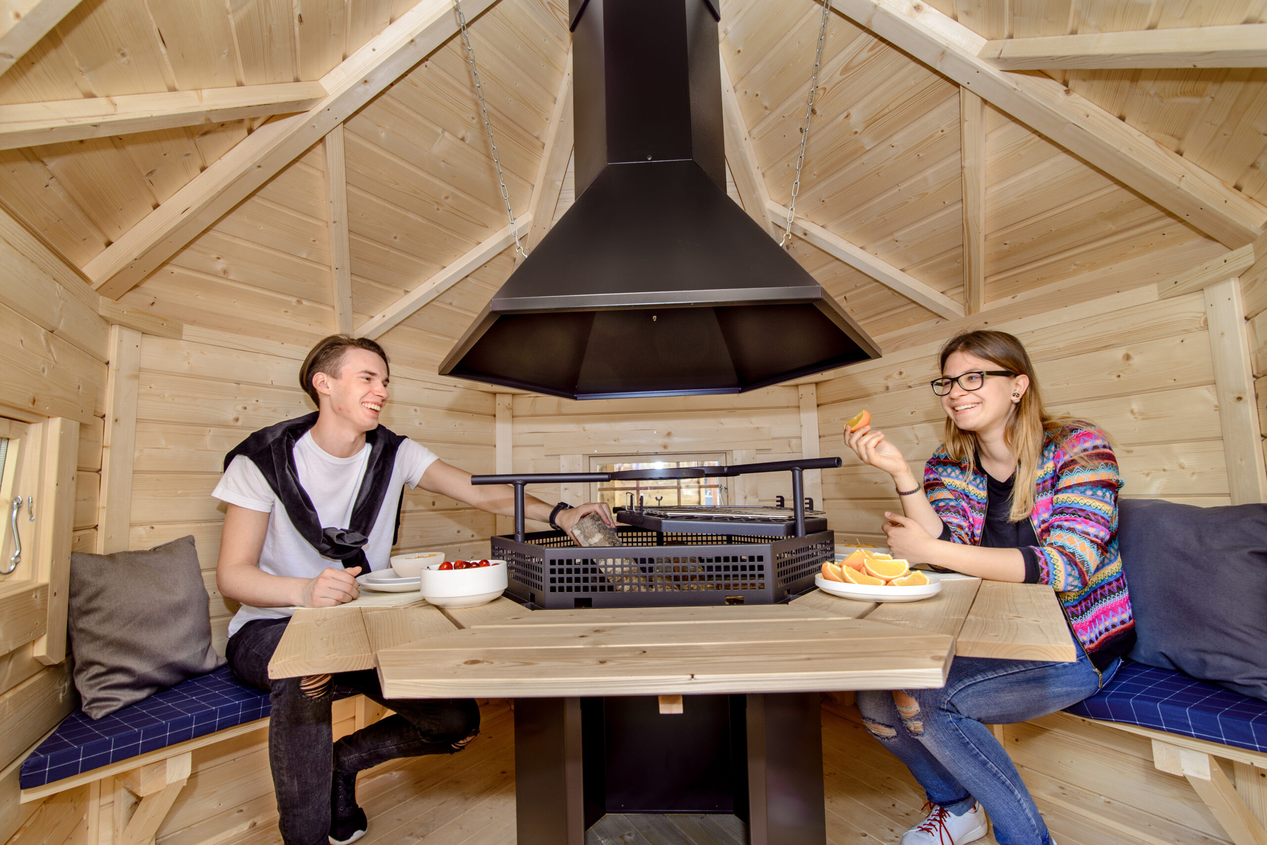 Grillhütte 4.5 Innenansicht