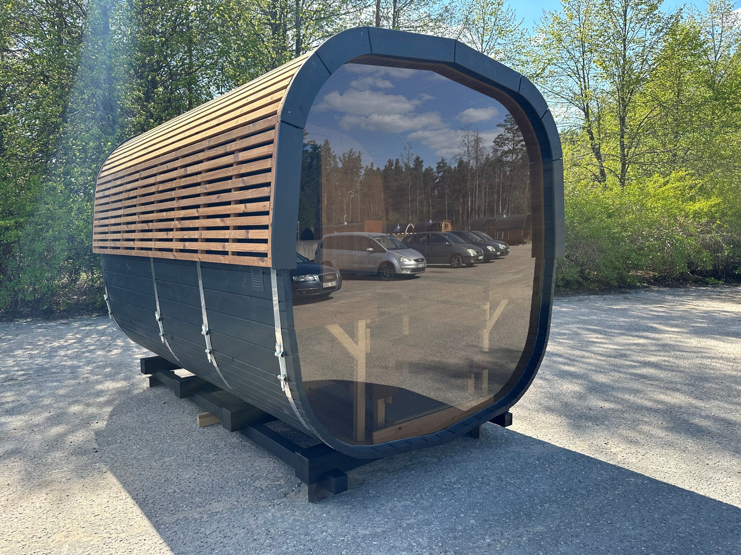 Quadro Sauna mit Panoramafenster