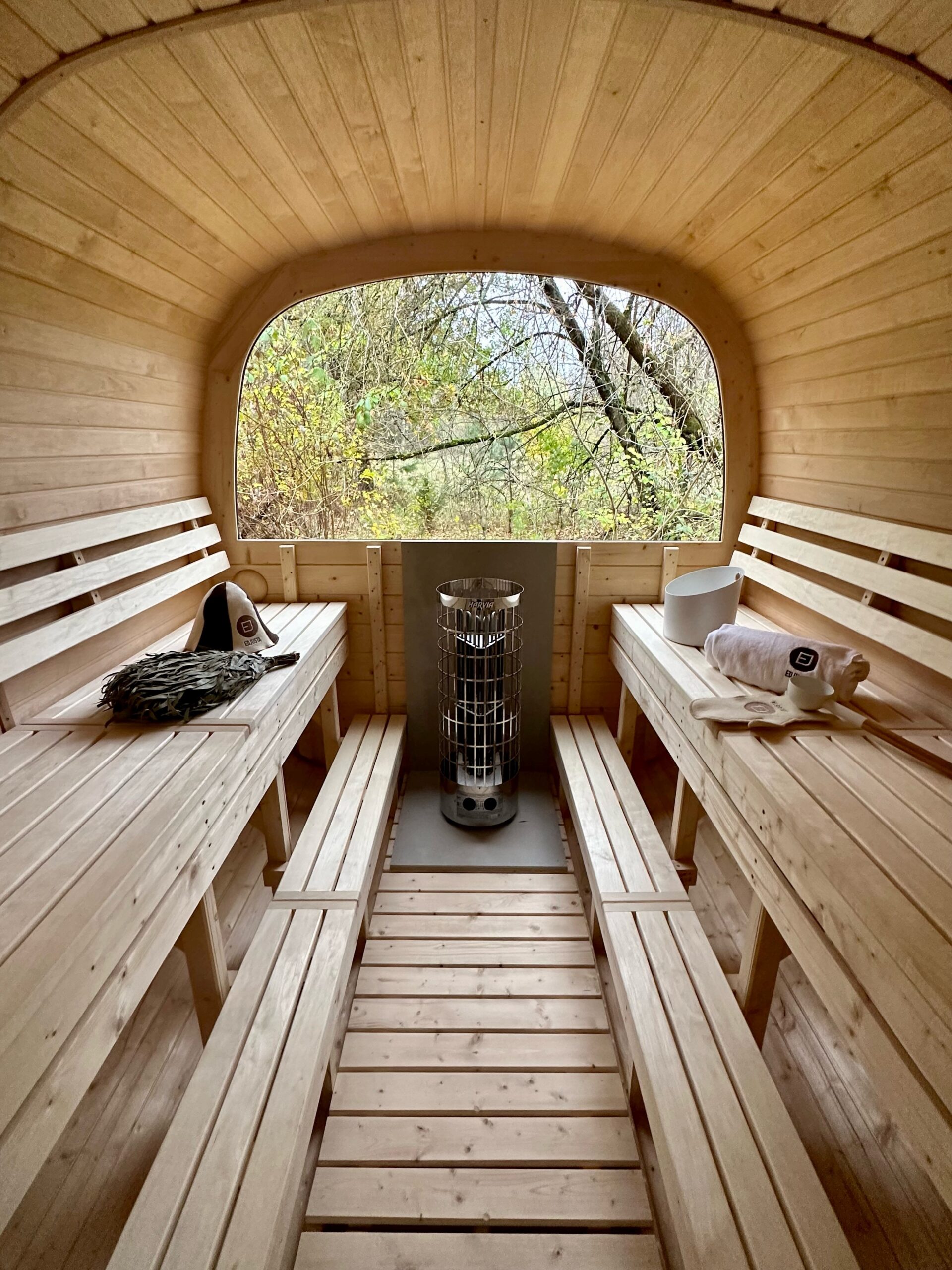 Quadro Sauna Saunaraum mit 1/2-Glasscheibe