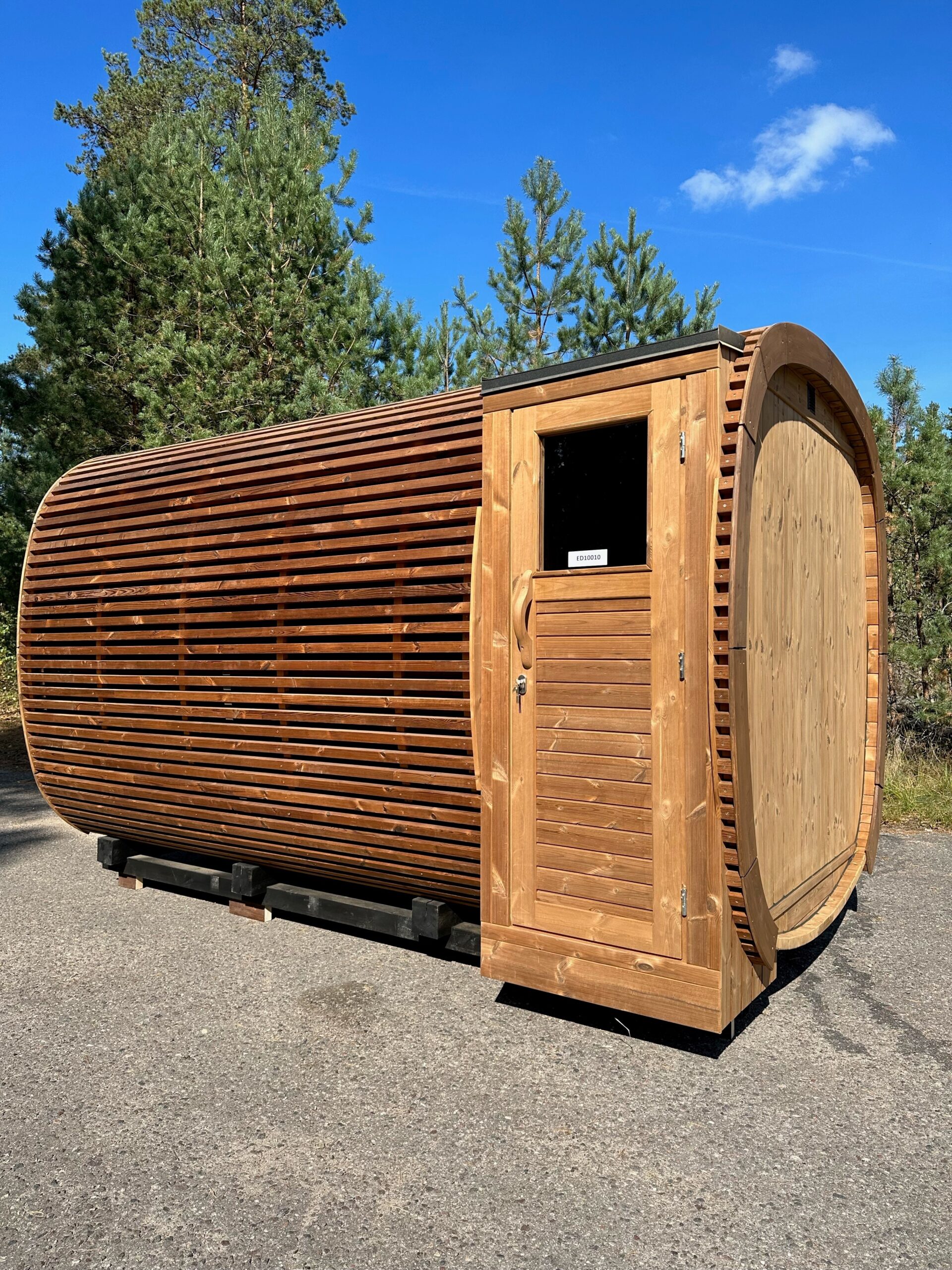 Quadro Sauna mit Seiteneingang