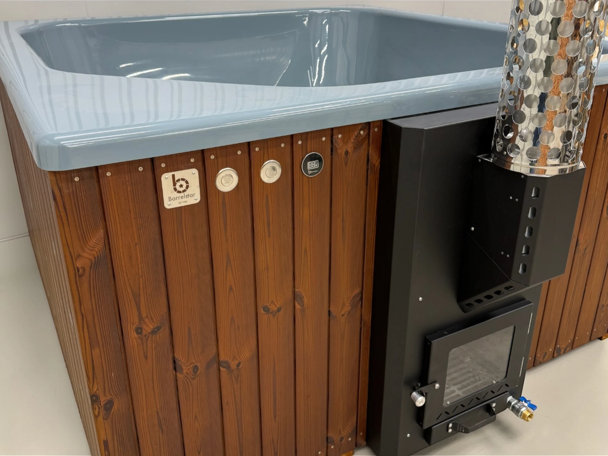 Quadro-Tub INT 205x205 cm – Bild 9